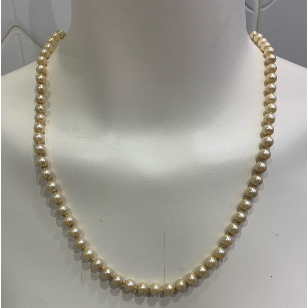 Like 🆕Lot of 10 pc Vintage Faux Pearl Costume Jewellery - Picture 6 of 17